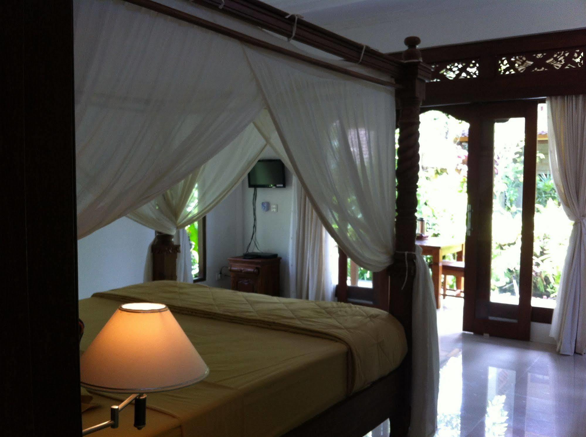 Karang Mesari Ubud Guest House Exterior photo