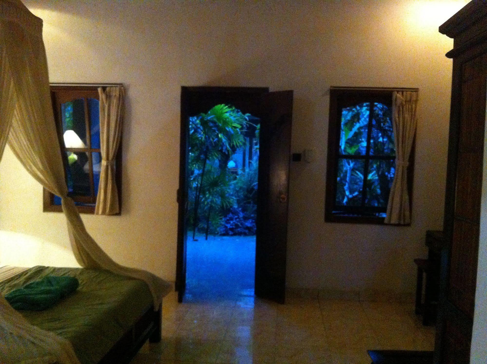 Karang Mesari Ubud Guest House Exterior photo